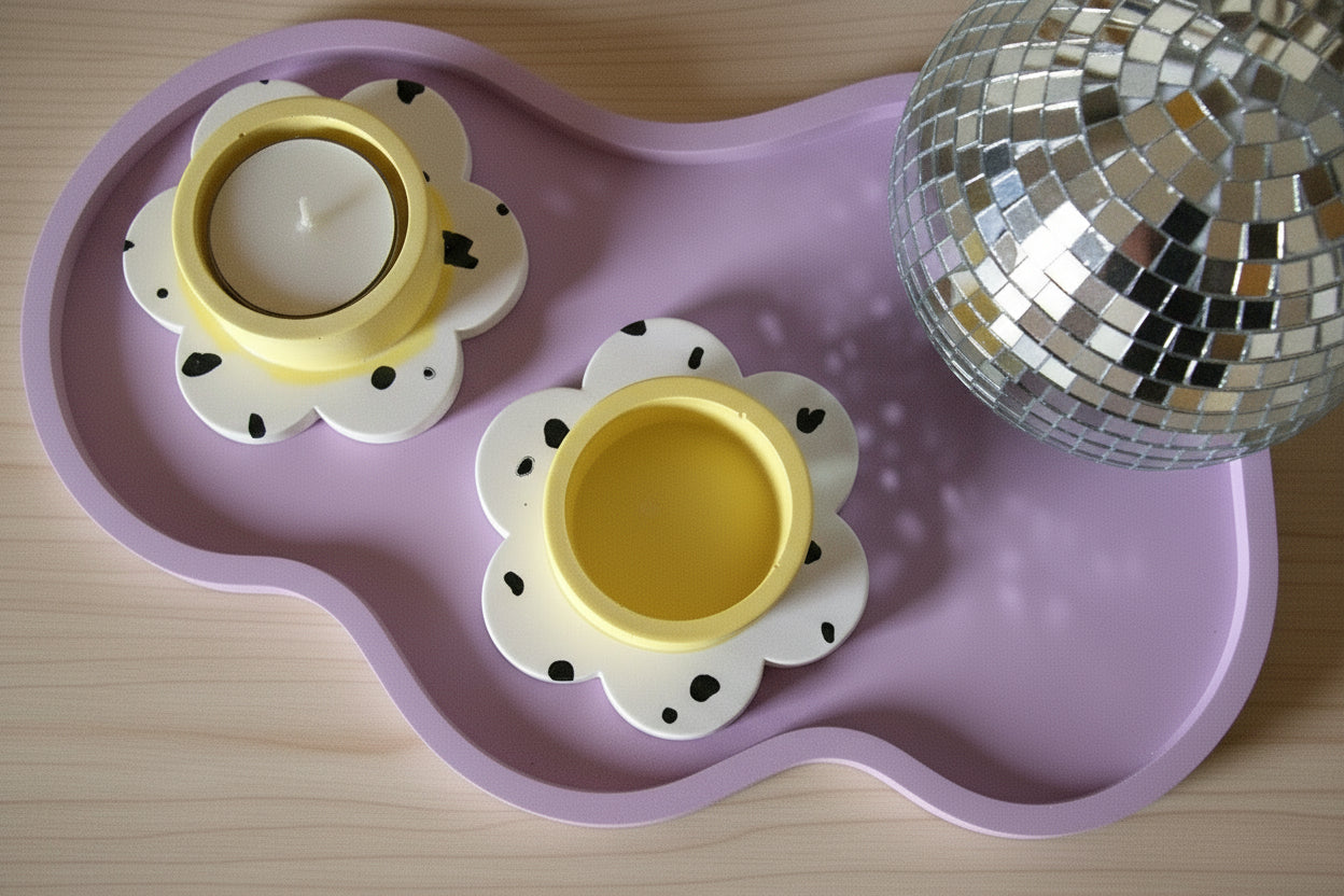 Flower candle holder